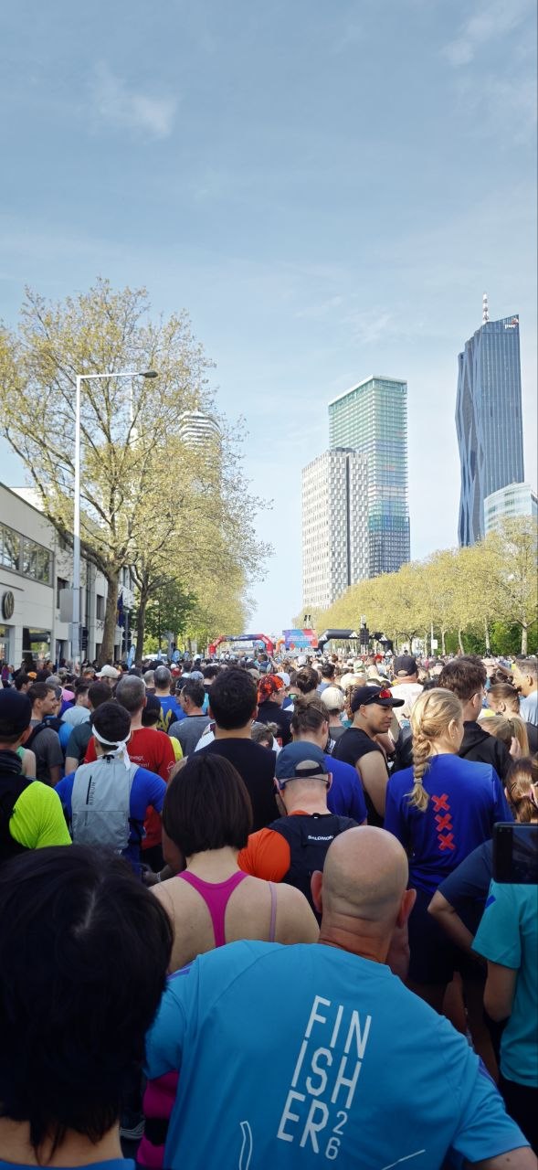 Crowd at the start area