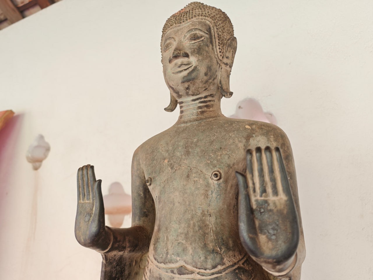古い仏像